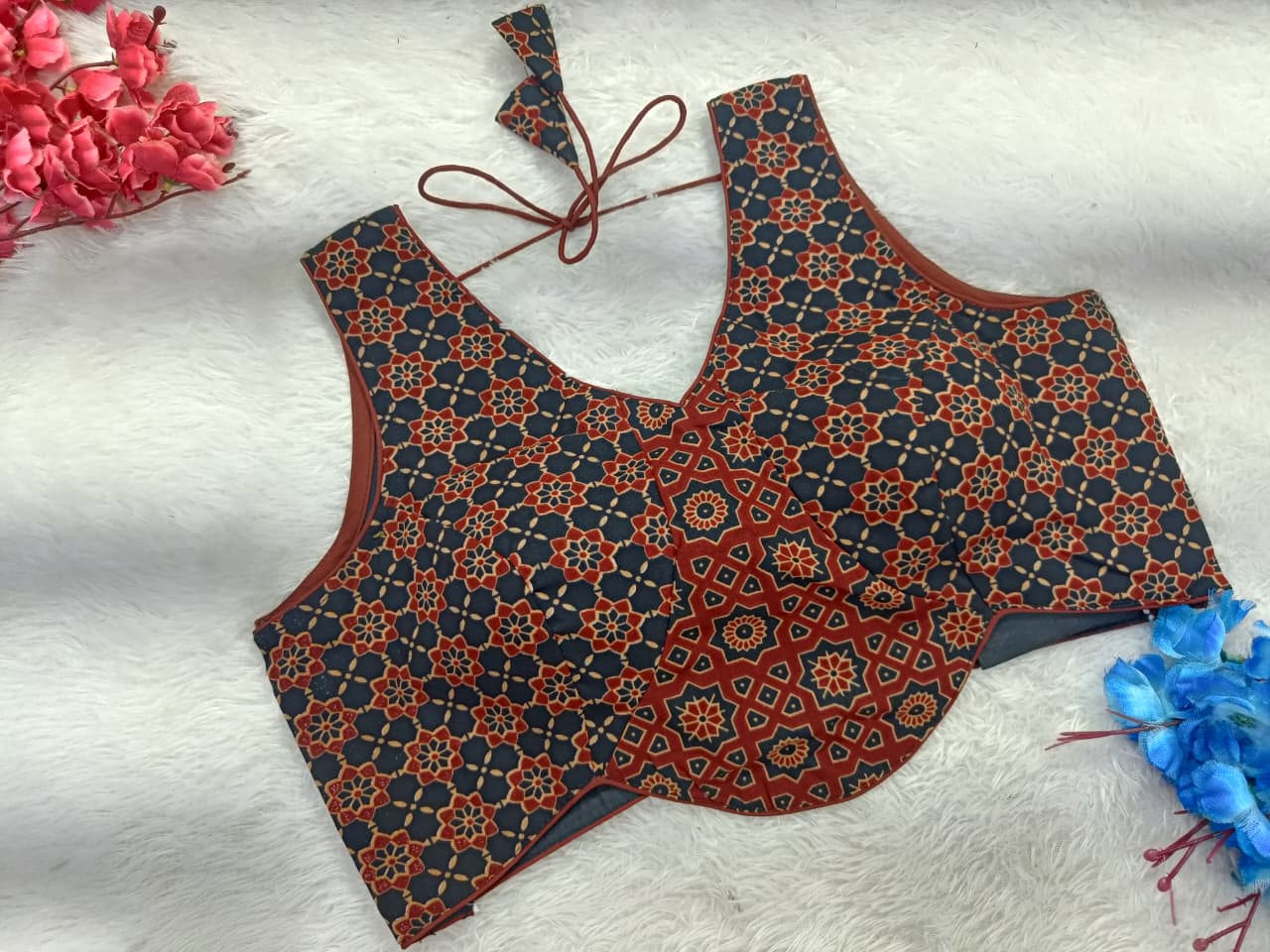 Regularwear Ajrak-Print Blouse